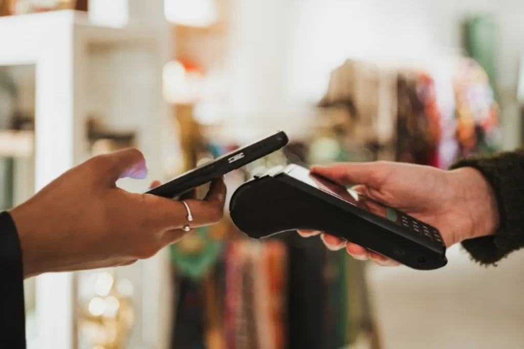 Come pagare con il telefono Intesa Sanpaolo